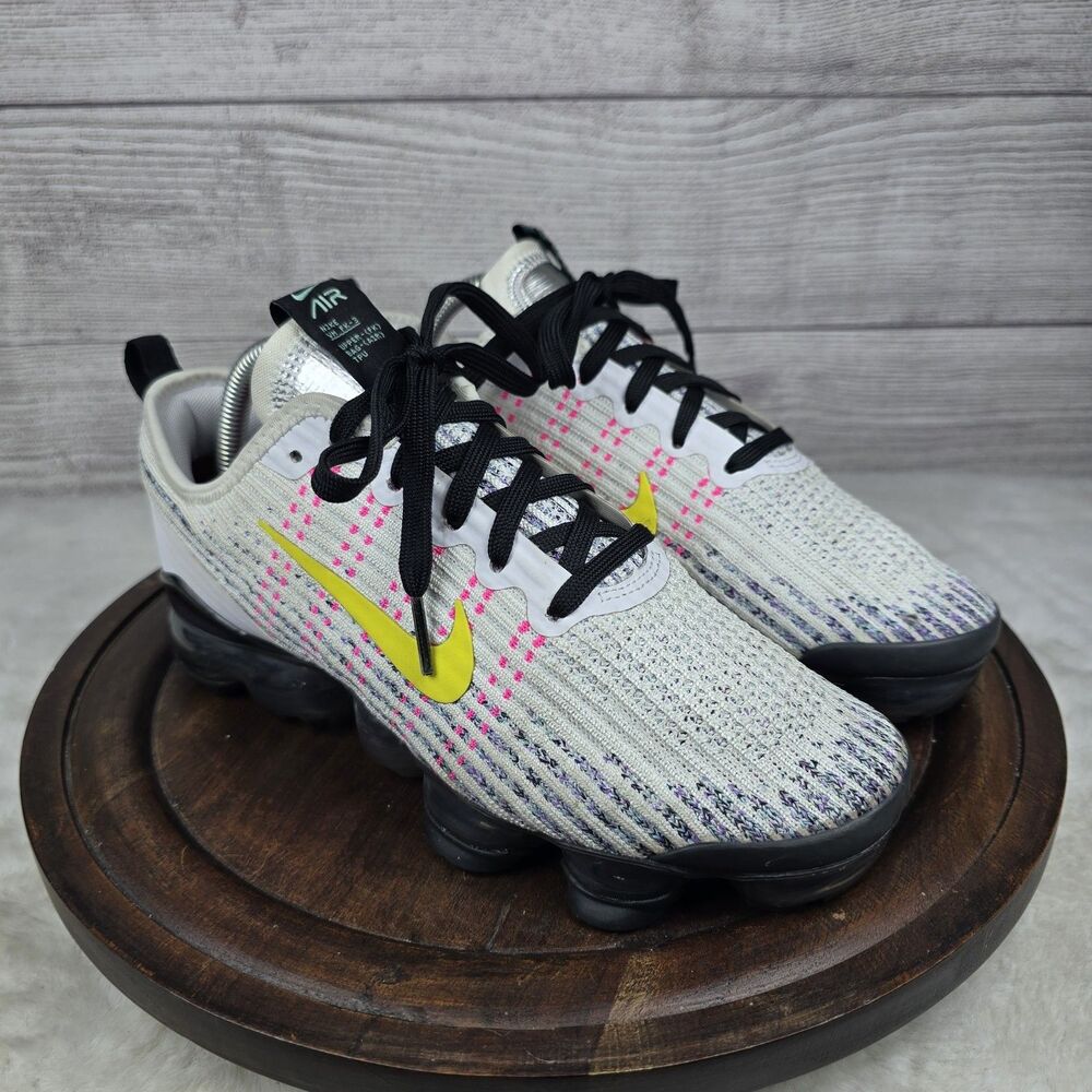 Nike Air VaporMax Flyknit 3 (GS) White Dynamic Yellow Sneaker Women’s Size 5Y